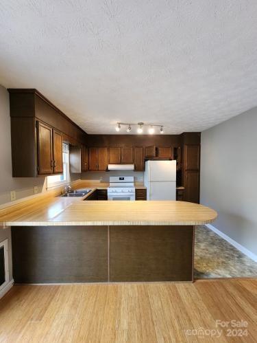 86 Memory Lane Asheville NC 28805