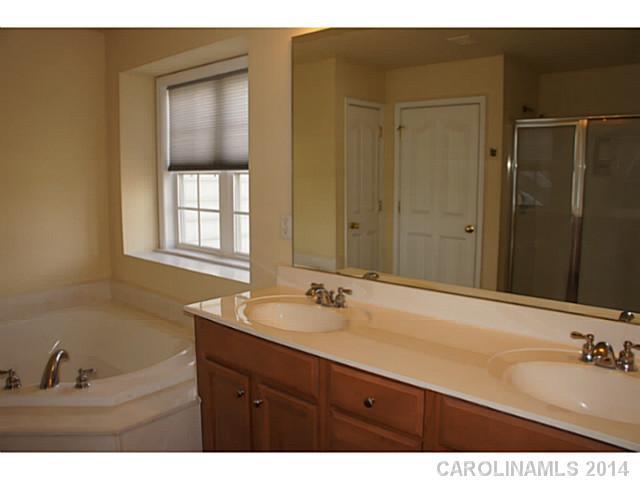 7891 Woodmere Drive Harrisburg NC 28075