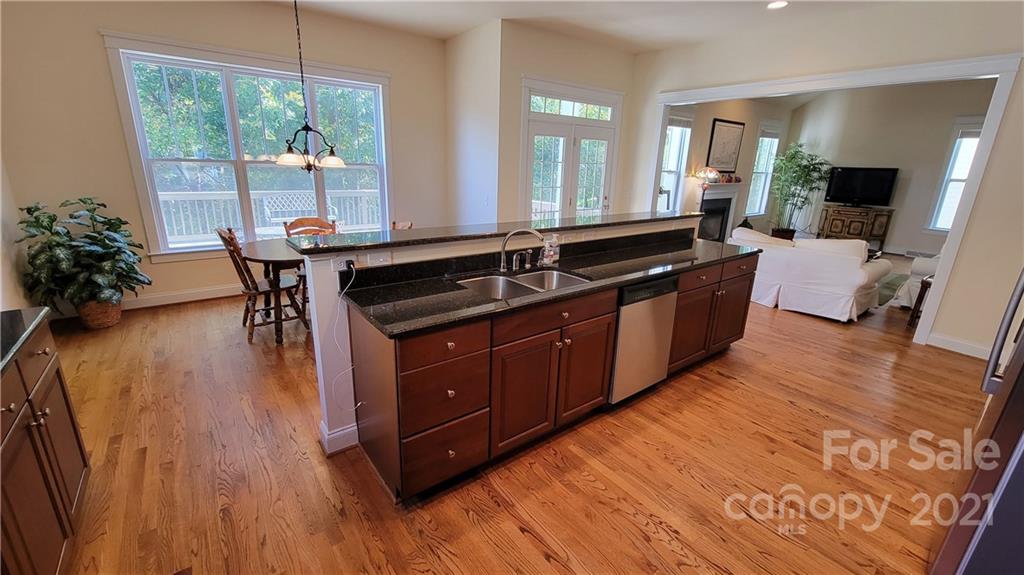5713 Mctaggart Lane Charlotte NC 28269