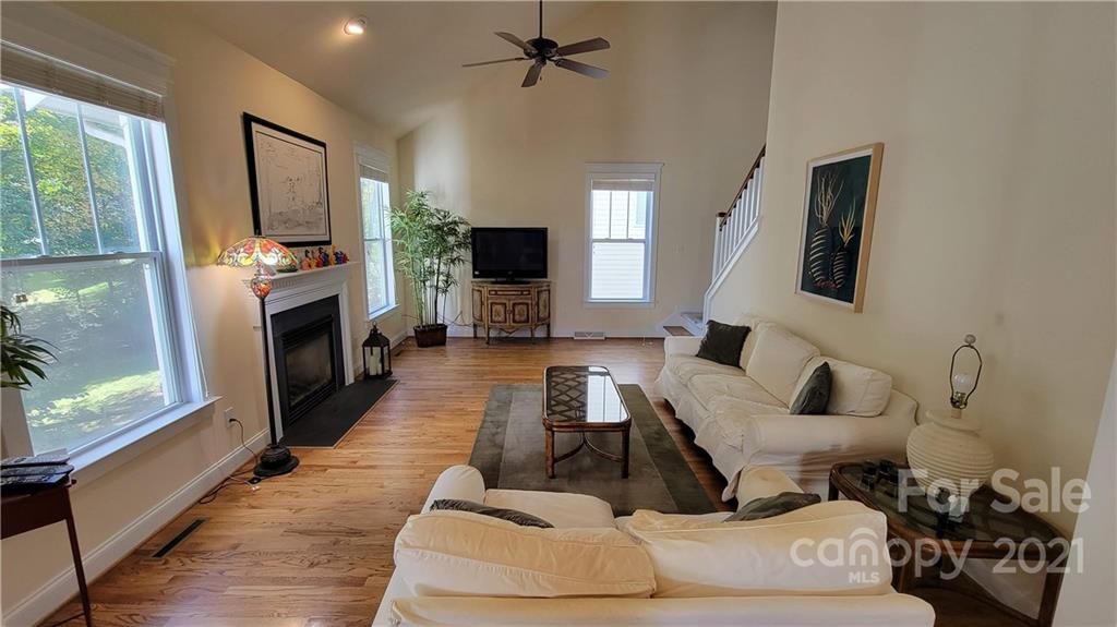 5713 Mctaggart Lane Charlotte NC 28269