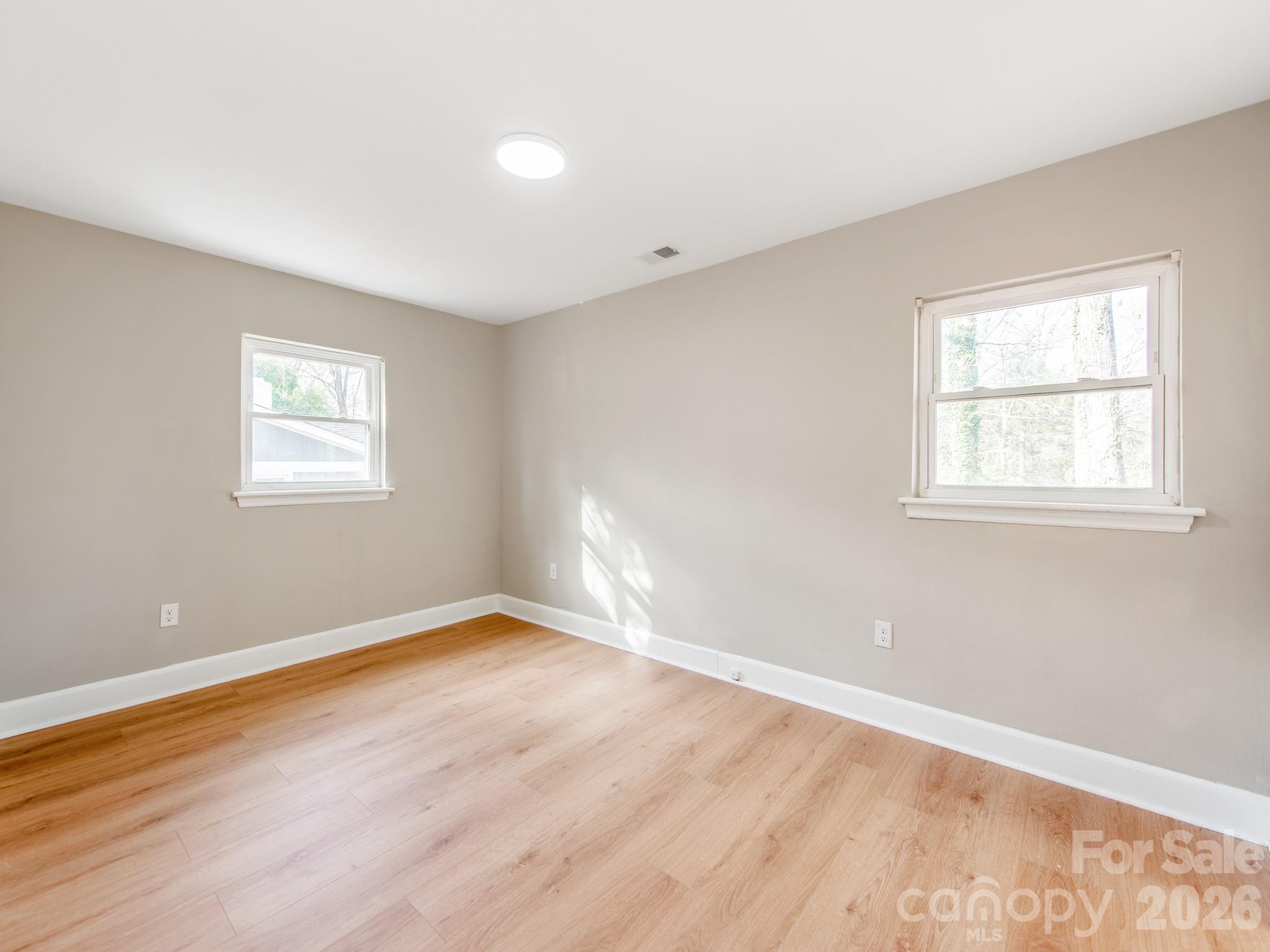 2025 Birchcrest Drive Charlotte NC 28205