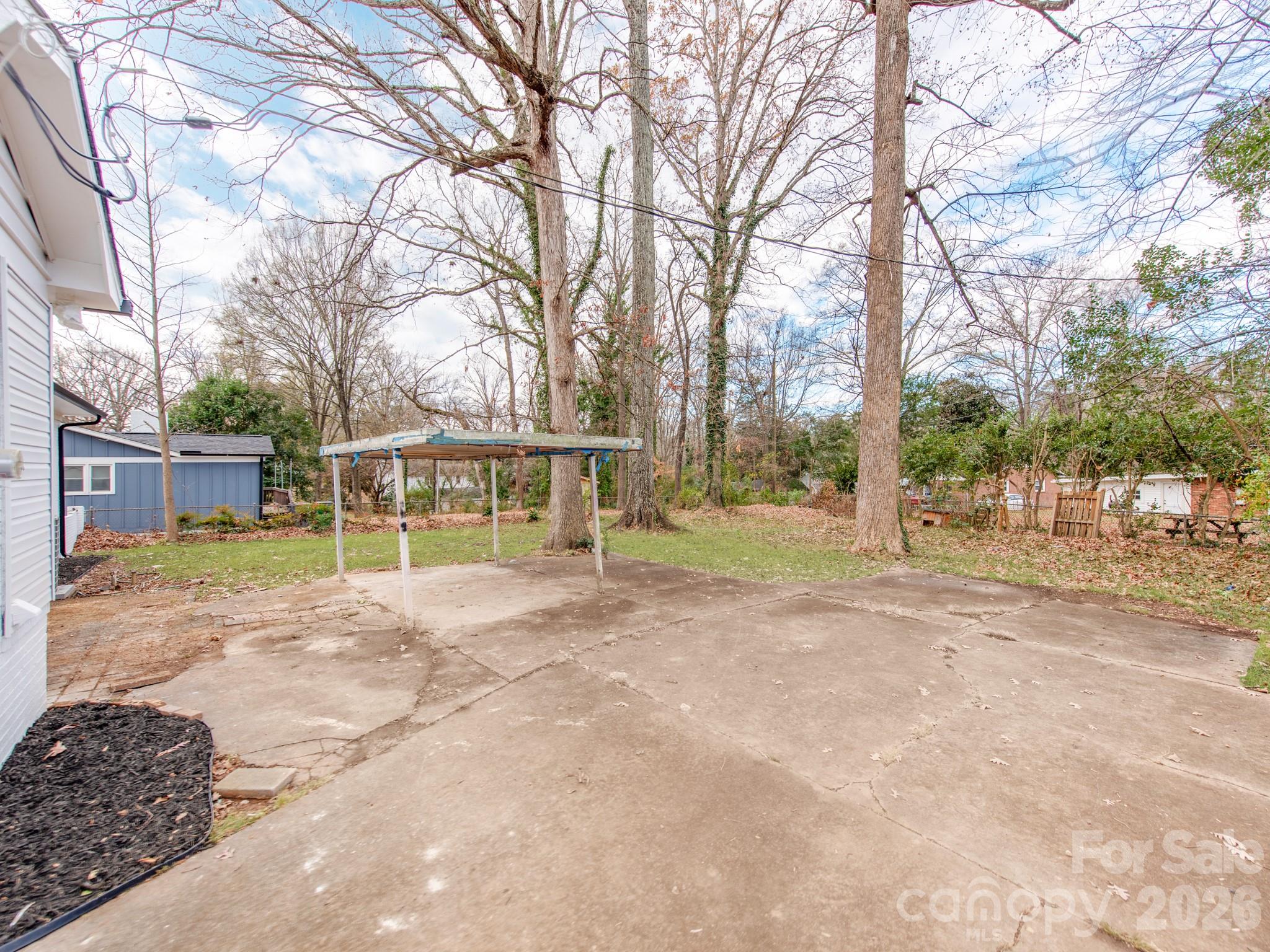 2025 Birchcrest Drive Charlotte NC 28205