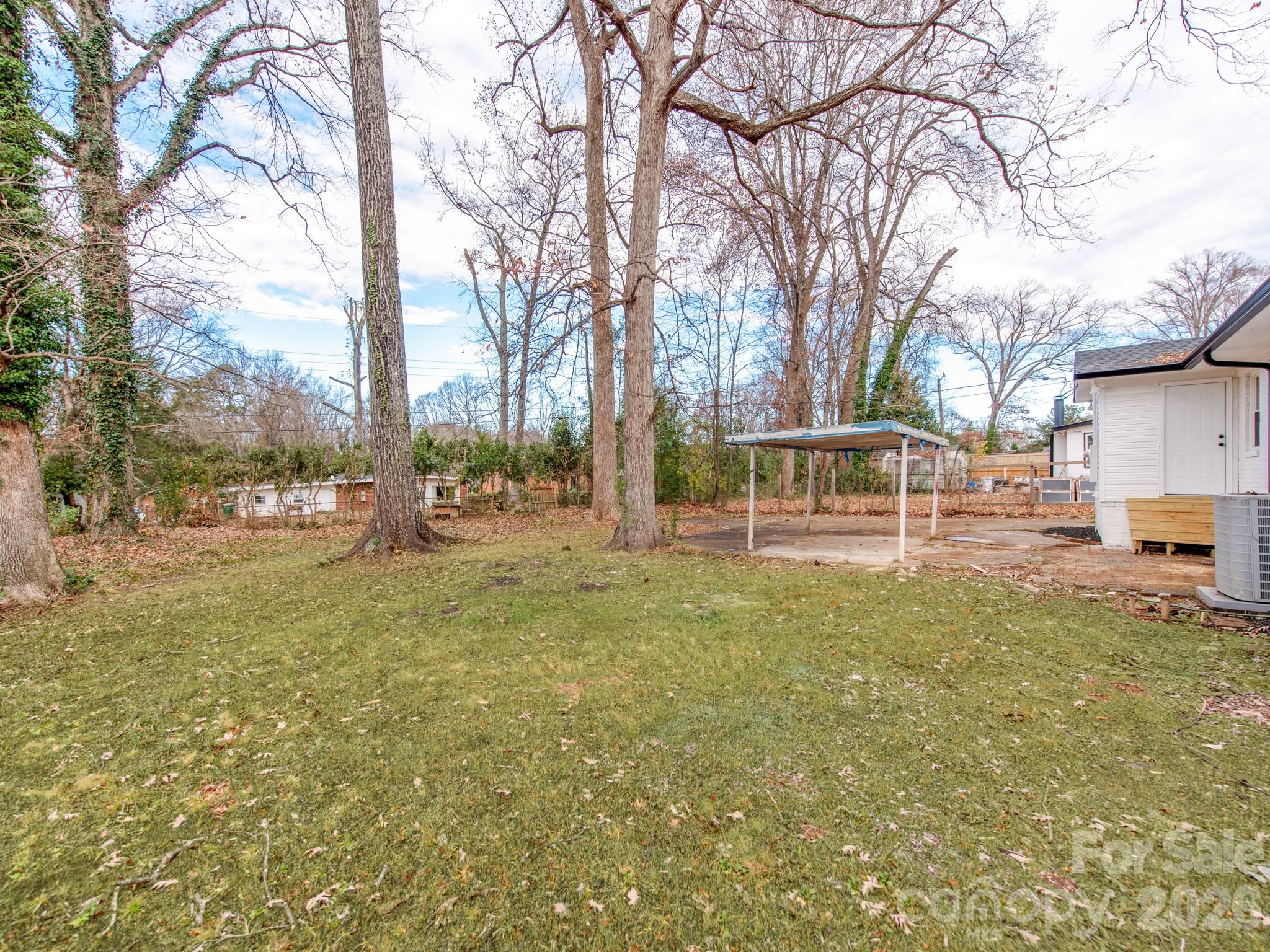 2025 Birchcrest Drive Charlotte NC 28205