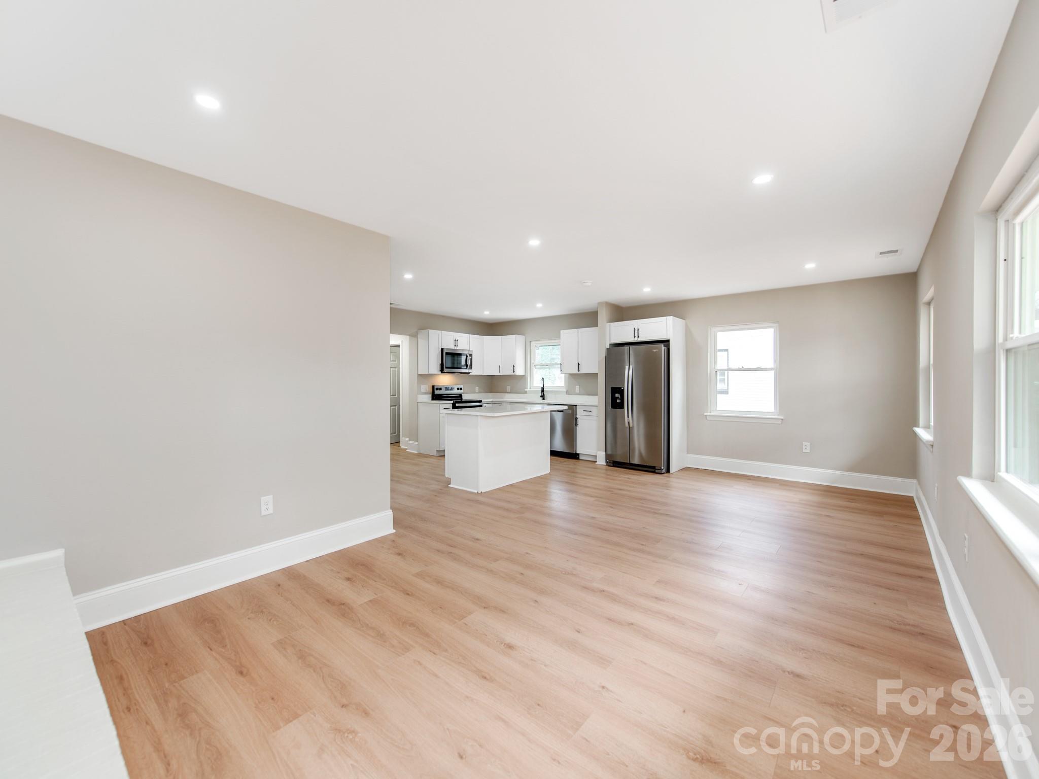 2025 Birchcrest Drive Charlotte NC 28205
