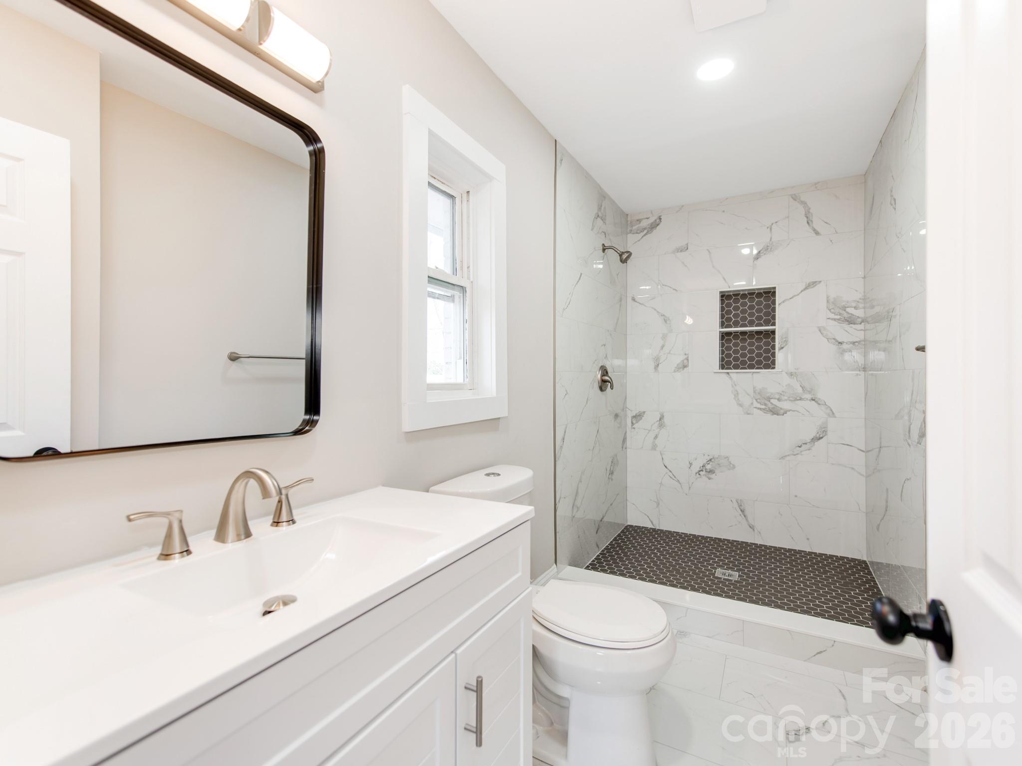 2025 Birchcrest Drive Charlotte NC 28205