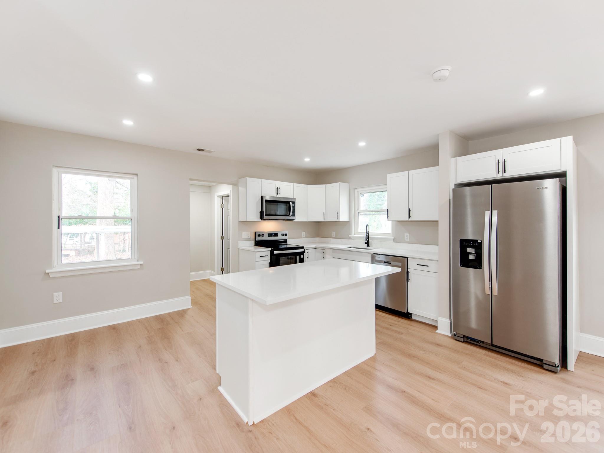 2025 Birchcrest Drive Charlotte NC 28205