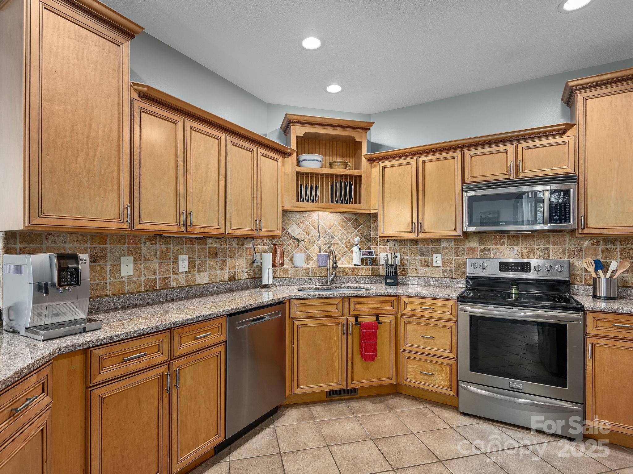 95 Driftstone Circle Arden NC 28704