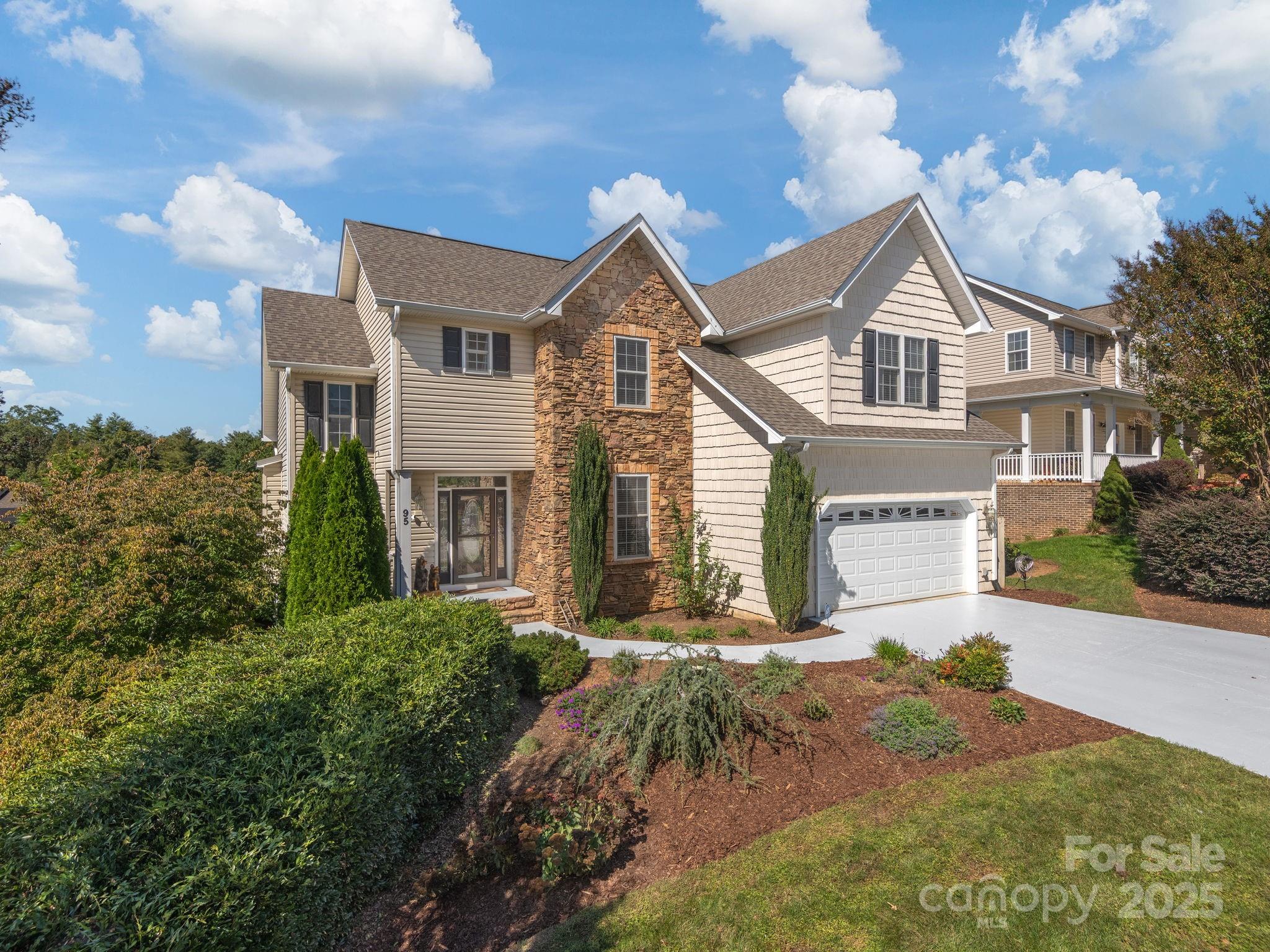 95 Driftstone Circle Arden NC 28704