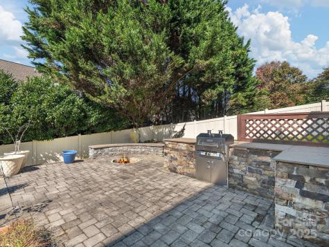 95 Driftstone Circle Arden NC 28704