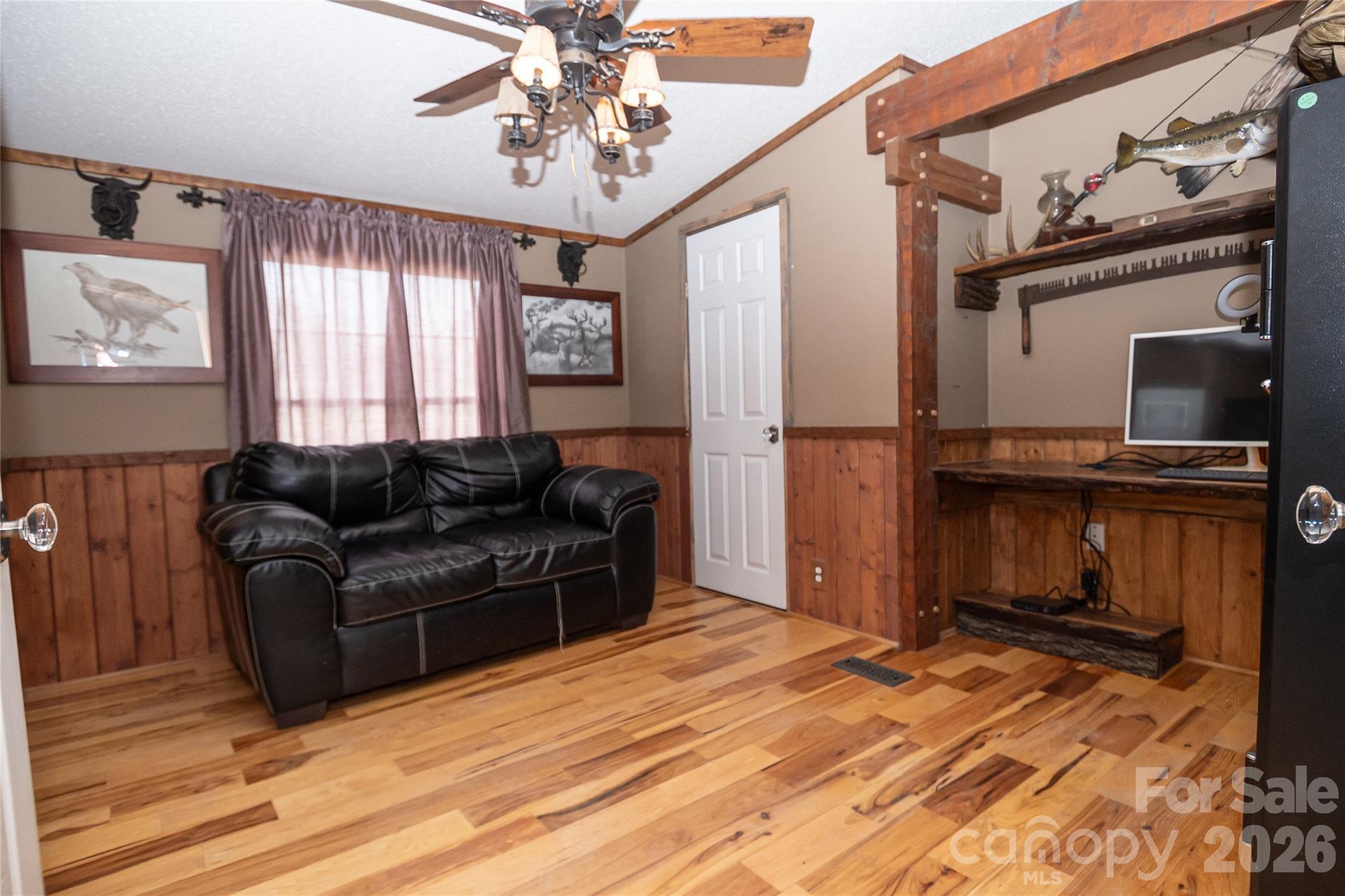 6611 Prysock Avenue Connelly Springs NC 28612