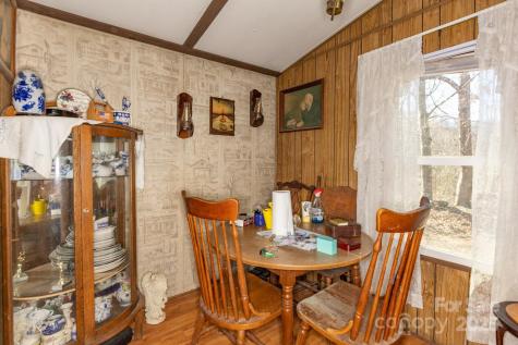 9380 N 226 Highway Bakersville NC 28705