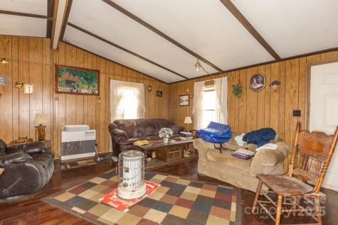 9380 N 226 Highway Bakersville NC 28705