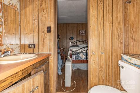 9380 N 226 Highway Bakersville NC 28705
