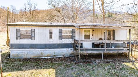 9380 N 226 Highway Bakersville NC 28705
