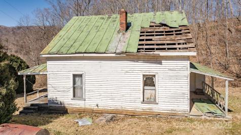 9380 N 226 Highway Bakersville NC 28705