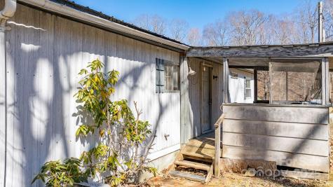 9380 N 226 Highway Bakersville NC 28705