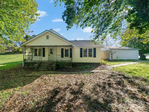 370 Bear Creek Church Road Bakersville NC 28705