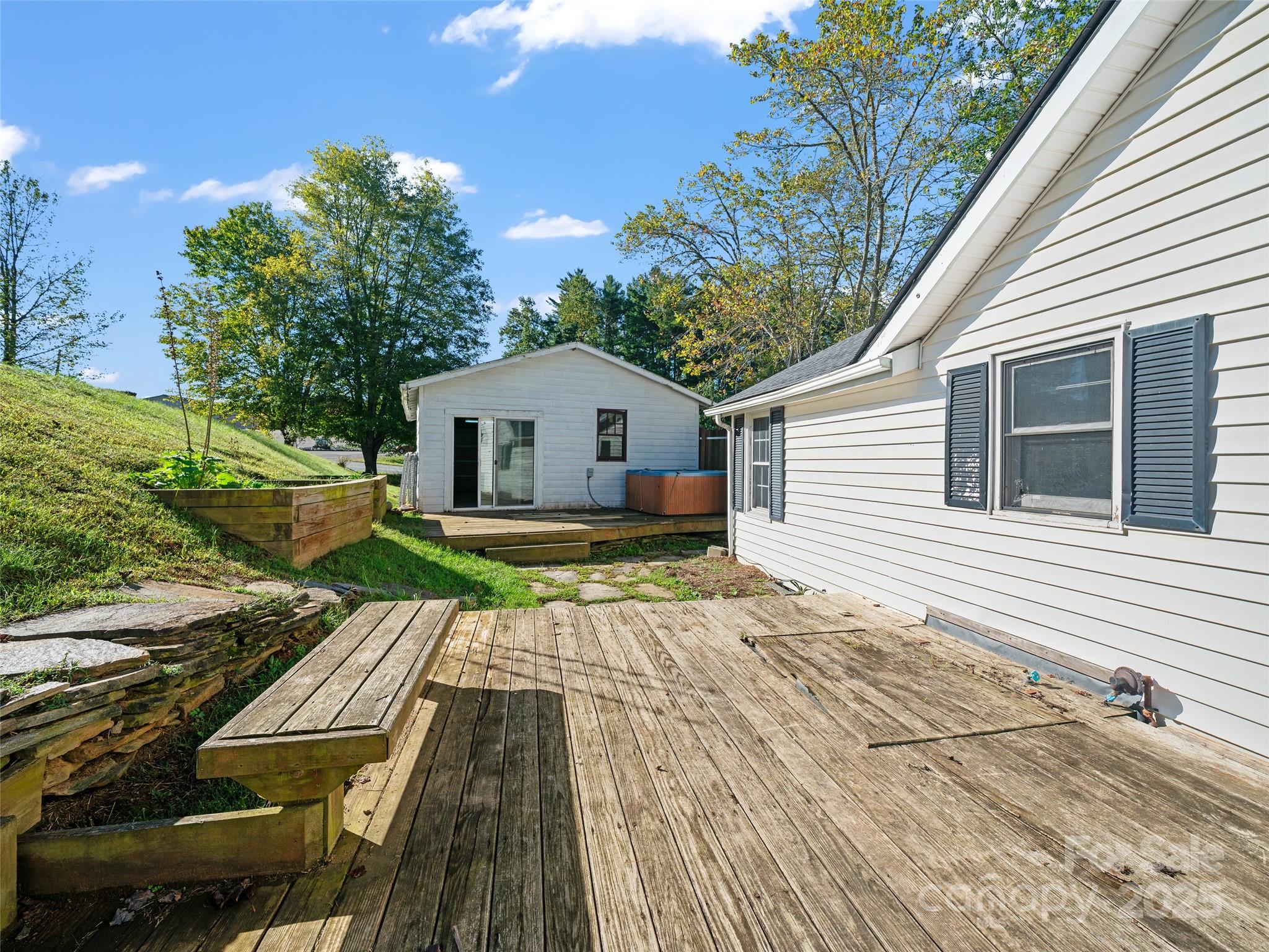 370 Bear Creek Church Road Bakersville NC 28705