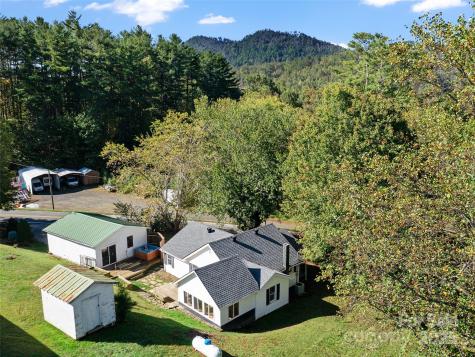 370 Bear Creek Church Road Bakersville NC 28705