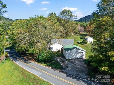 370 Bear Creek Church Road Bakersville NC 28705