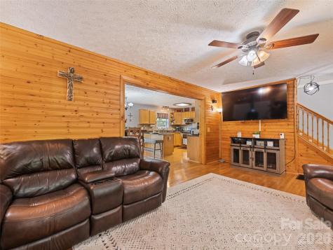 222 Thistle Ridge Clyde NC 28721