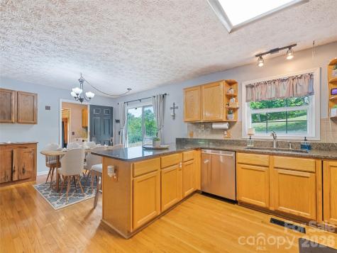 222 Thistle Ridge Clyde NC 28721