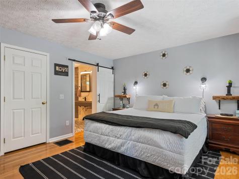 222 Thistle Ridge Clyde NC 28721