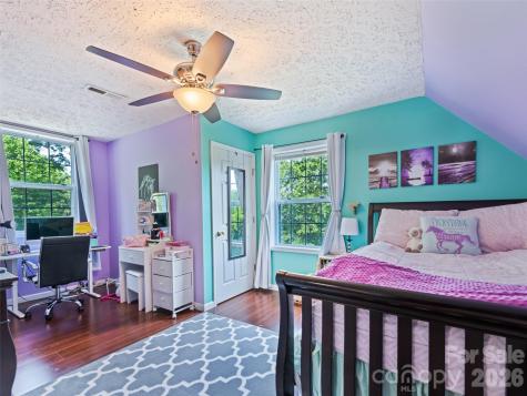222 Thistle Ridge Clyde NC 28721