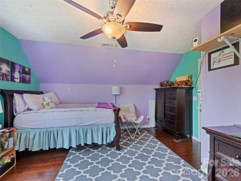 222 Thistle Ridge Clyde NC 28721