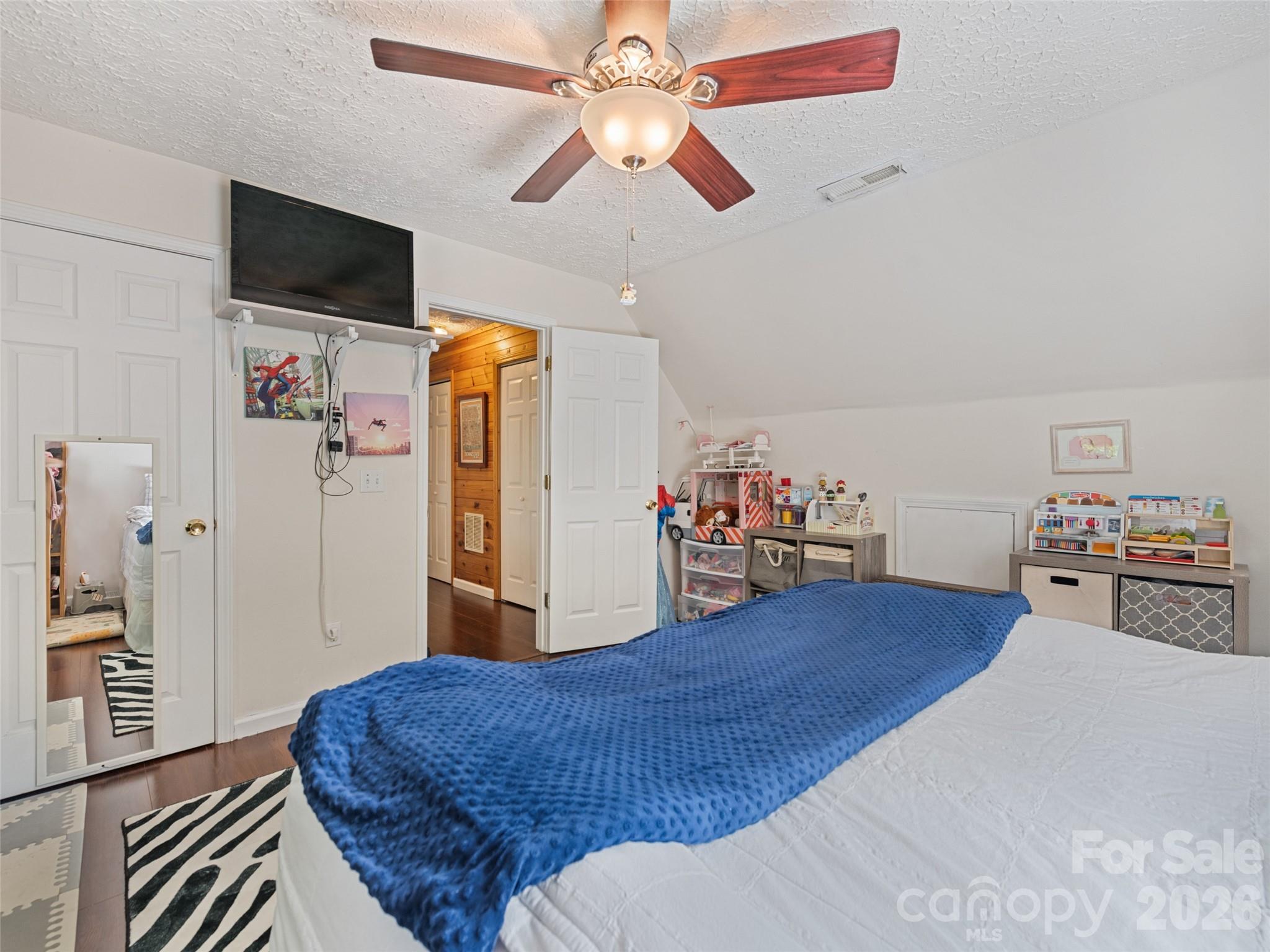 222 Thistle Ridge Clyde NC 28721