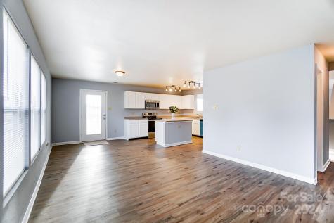 1106 Adirondak Drive Gastonia NC 28052