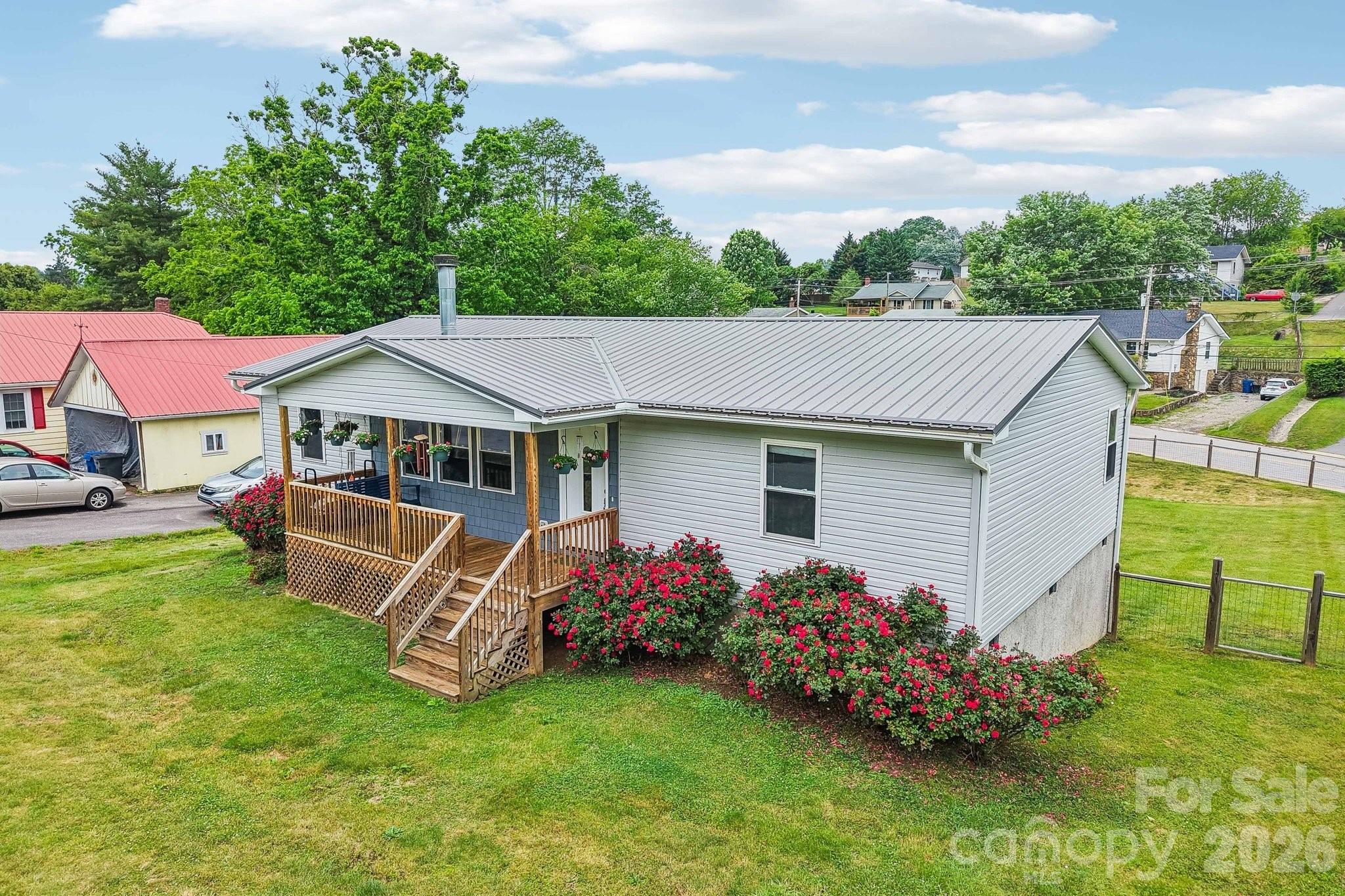 527 Trammell Avenue Canton NC 28716