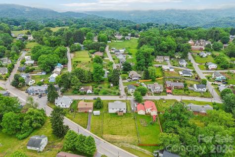 527 Trammell Avenue Canton NC 28716