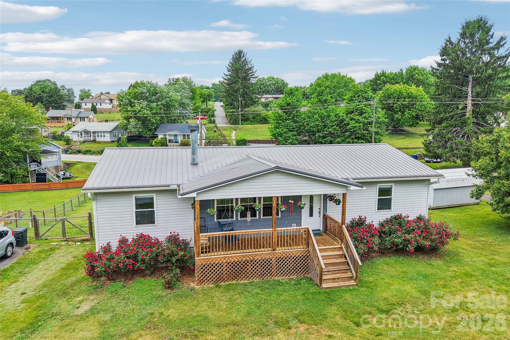 527 Trammell Avenue Canton NC 28716