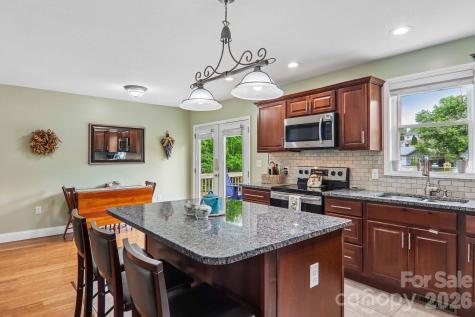 527 Trammell Avenue Canton NC 28716
