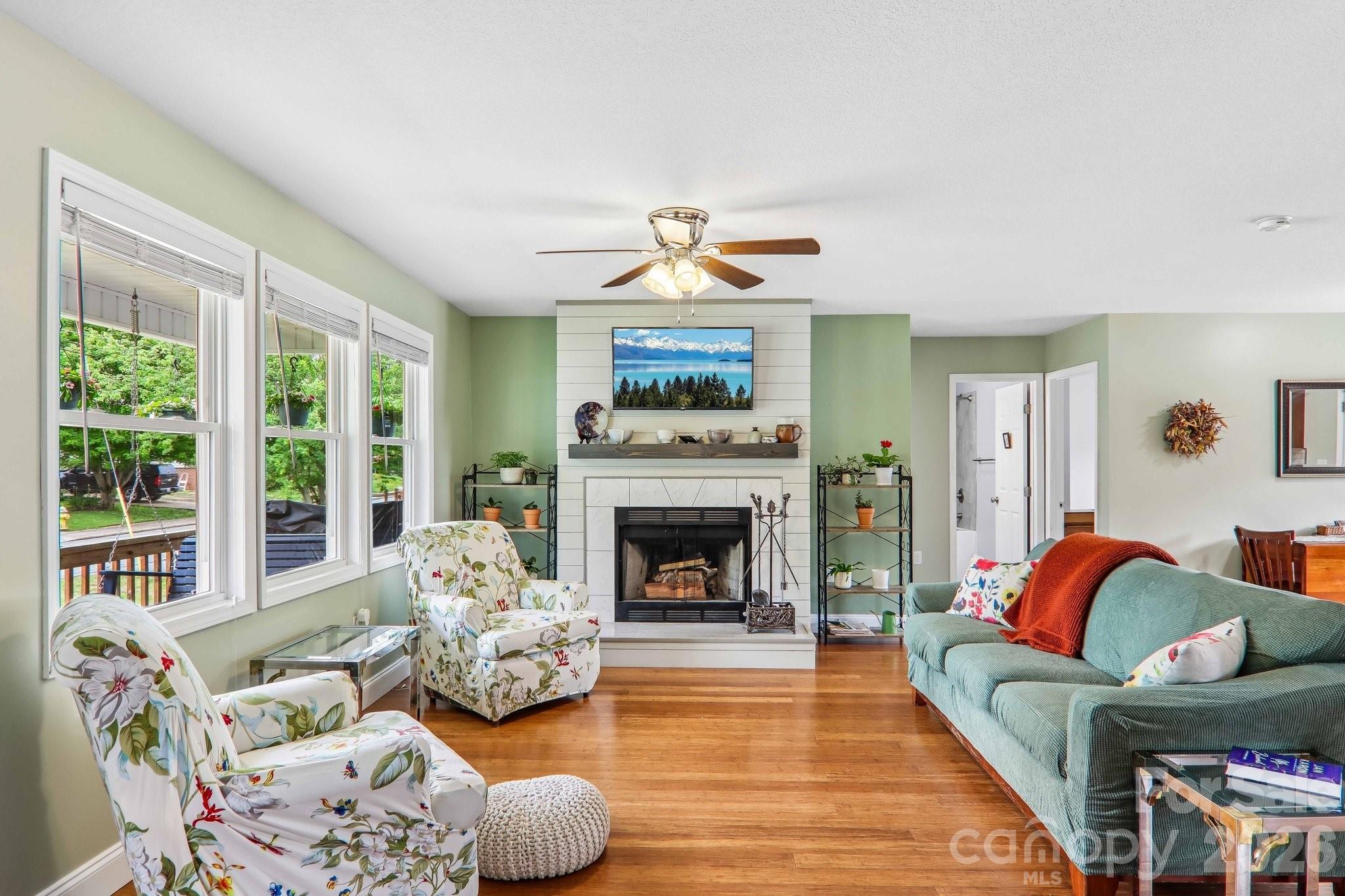 527 Trammell Avenue Canton NC 28716