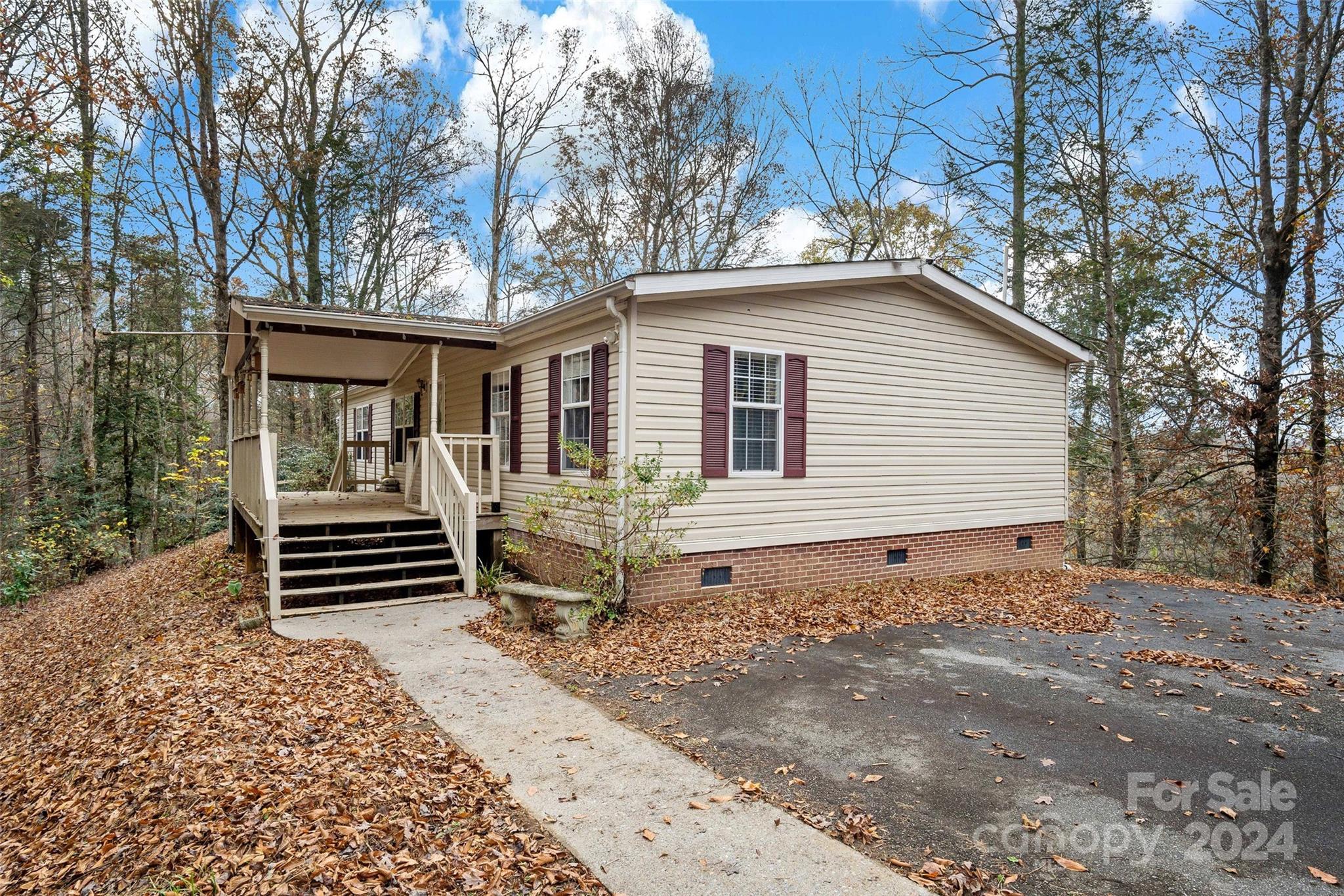 813 Henry Mccall Road Marion NC 28752