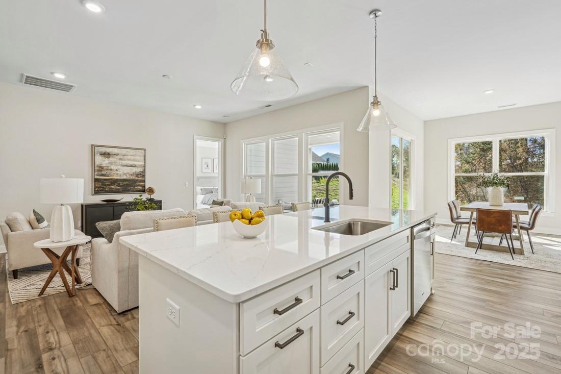 6019 Moonglade Way Charlotte NC 28269
