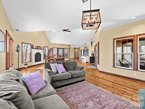 6 Jackson Cove Road Leicester NC 28748