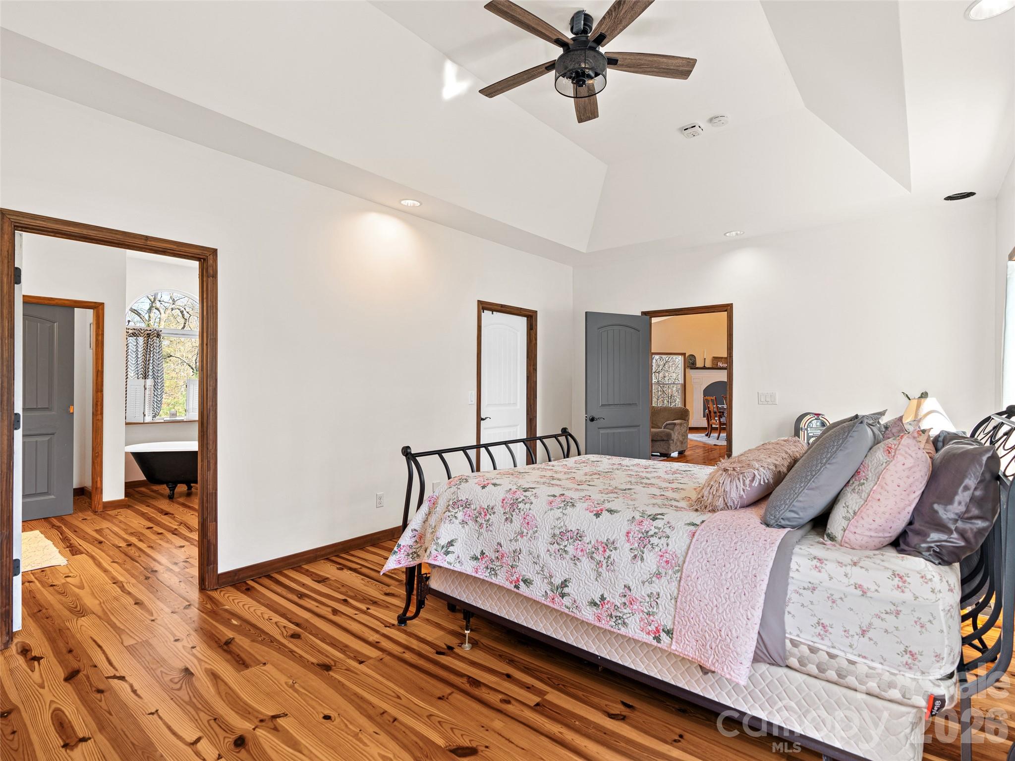 6 Jackson Cove Road Leicester NC 28748