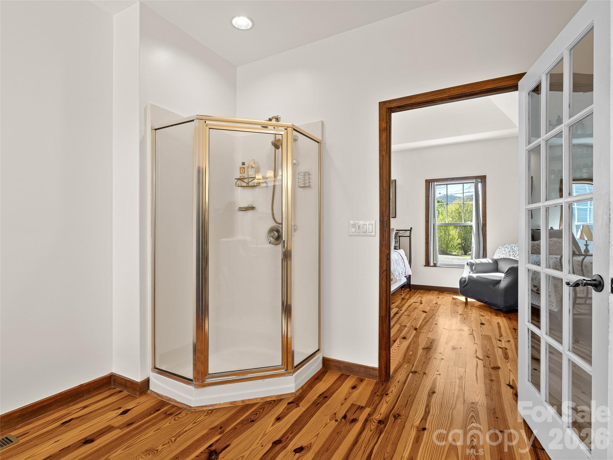 6 Jackson Cove Road Leicester NC 28748