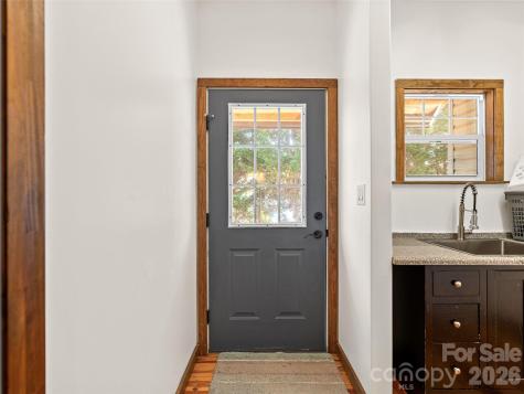 6 Jackson Cove Road Leicester NC 28748
