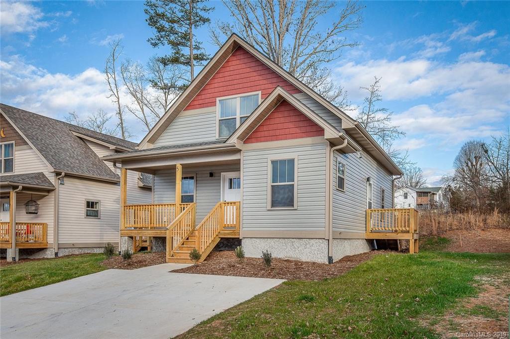 5 Yarrow Meadow Road Weaverville NC 28787