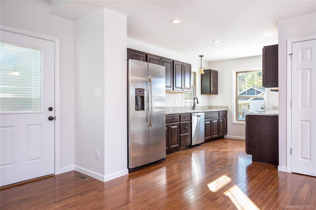 5 Yarrow Meadow Road Weaverville NC 28787