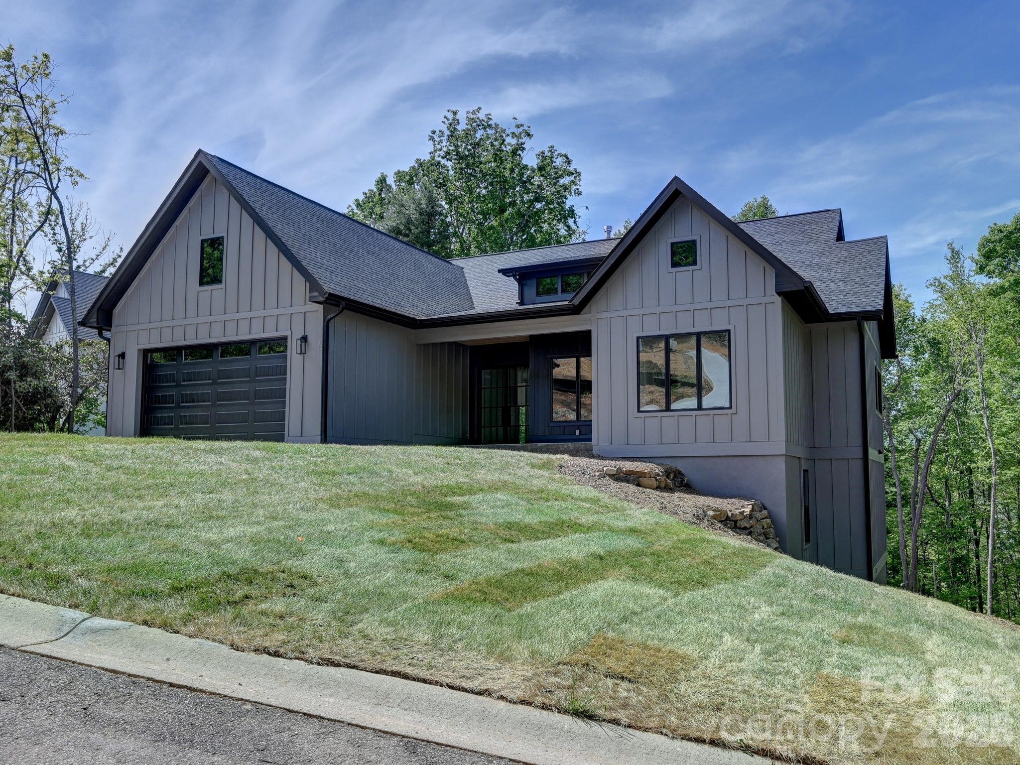 18 Erin Glen Court Fairview NC 28730