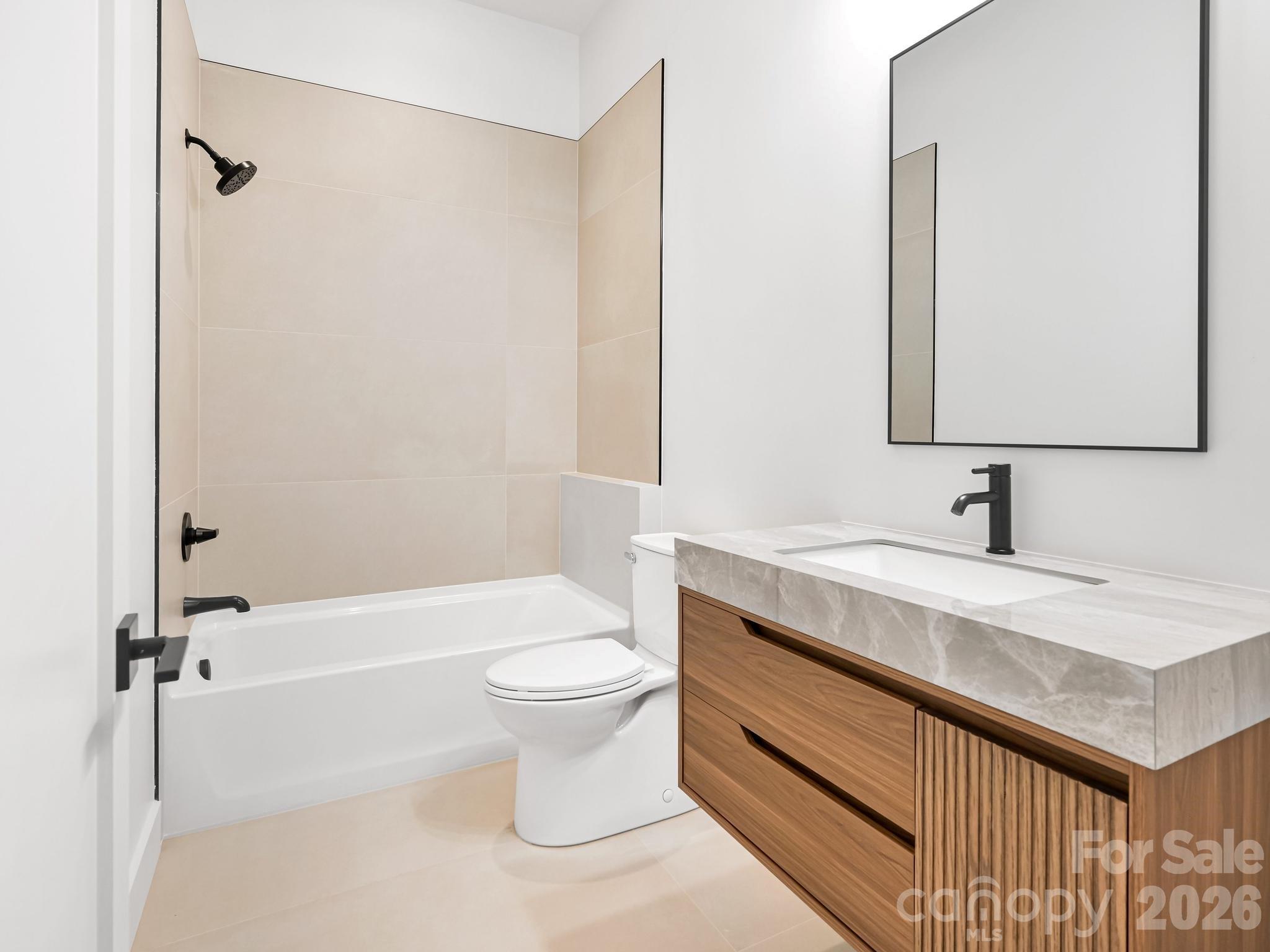 18 Erin Glen Court Fairview NC 28730