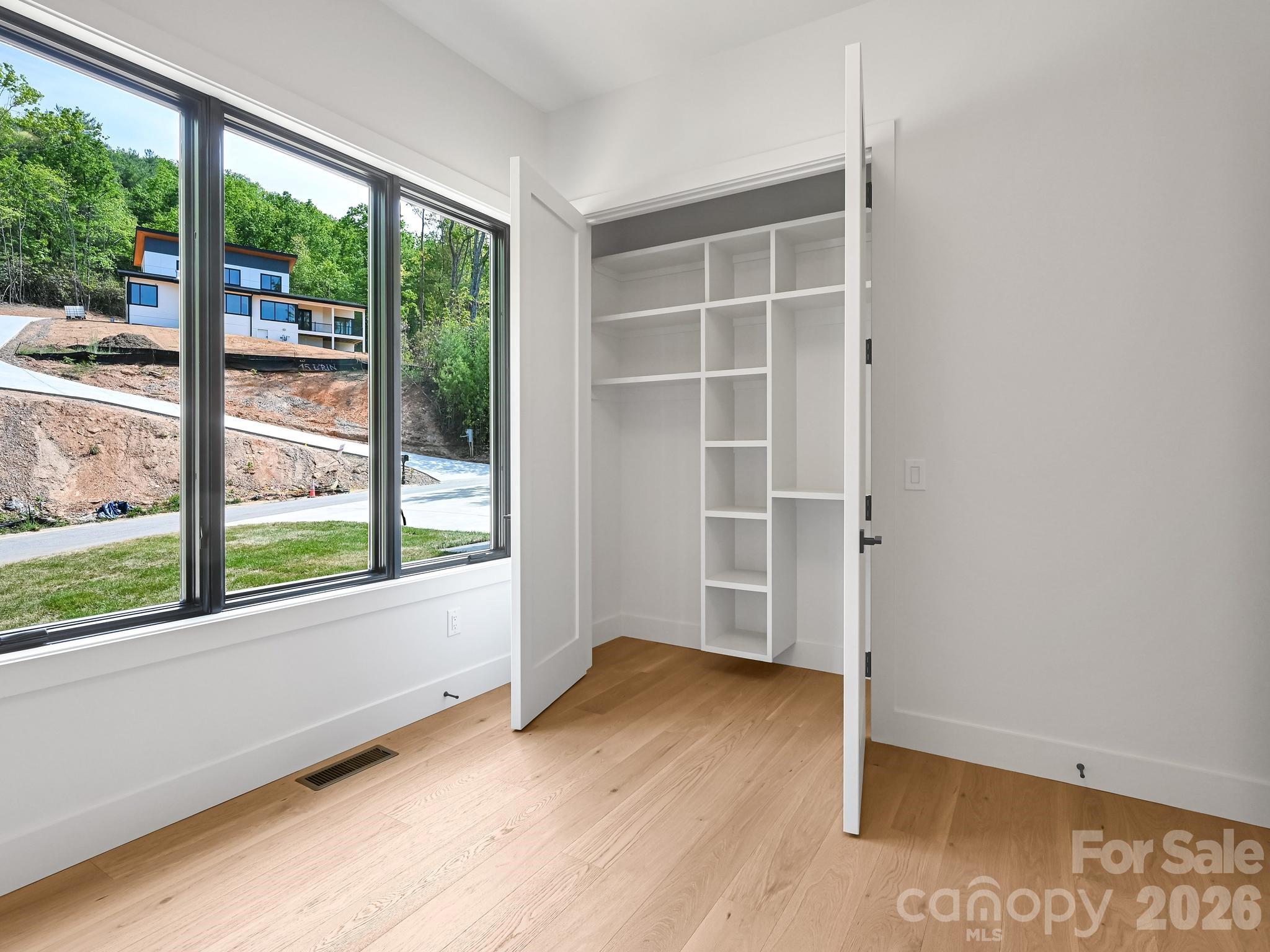 18 Erin Glen Court Fairview NC 28730