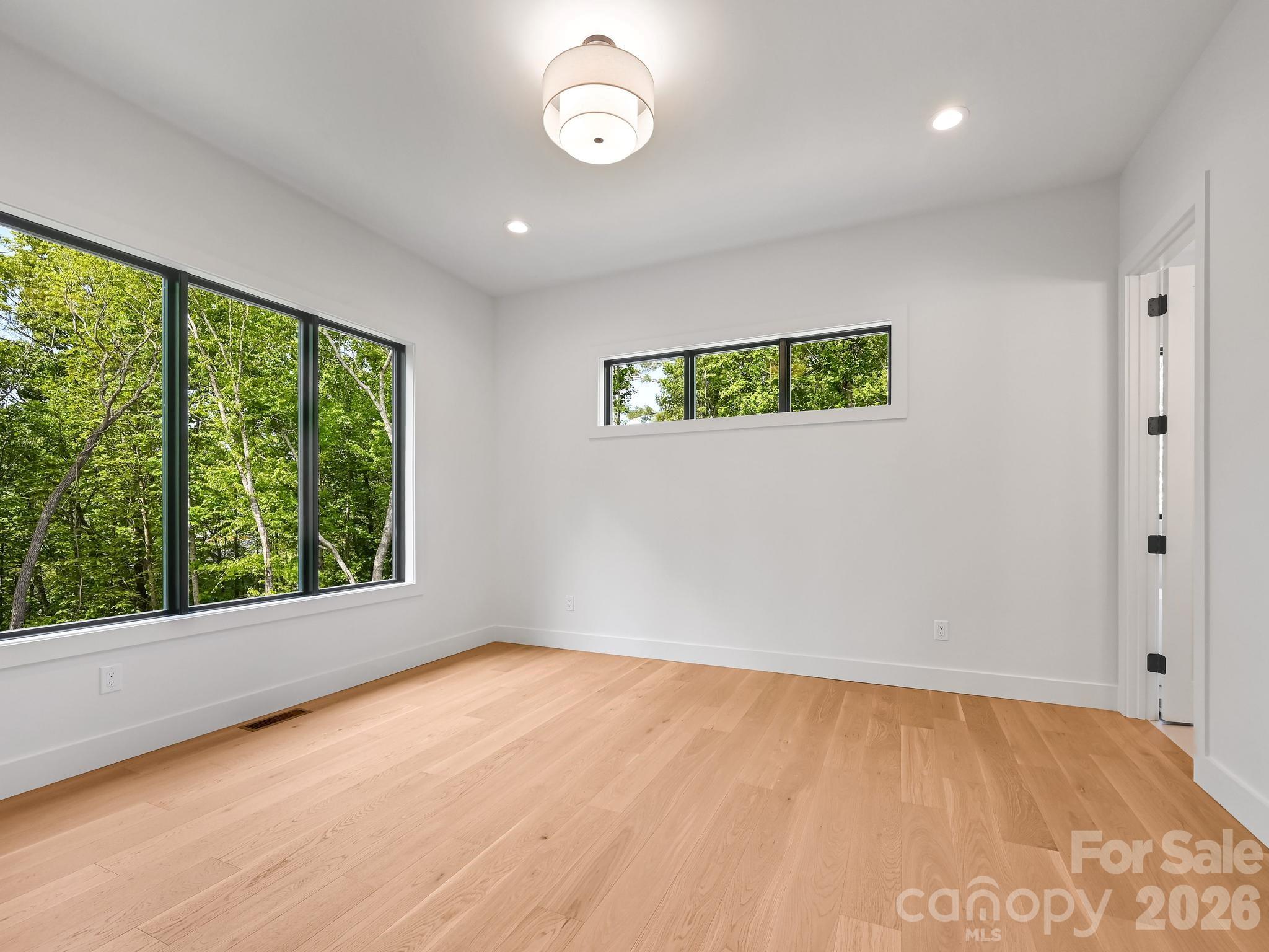 18 Erin Glen Court Fairview NC 28730
