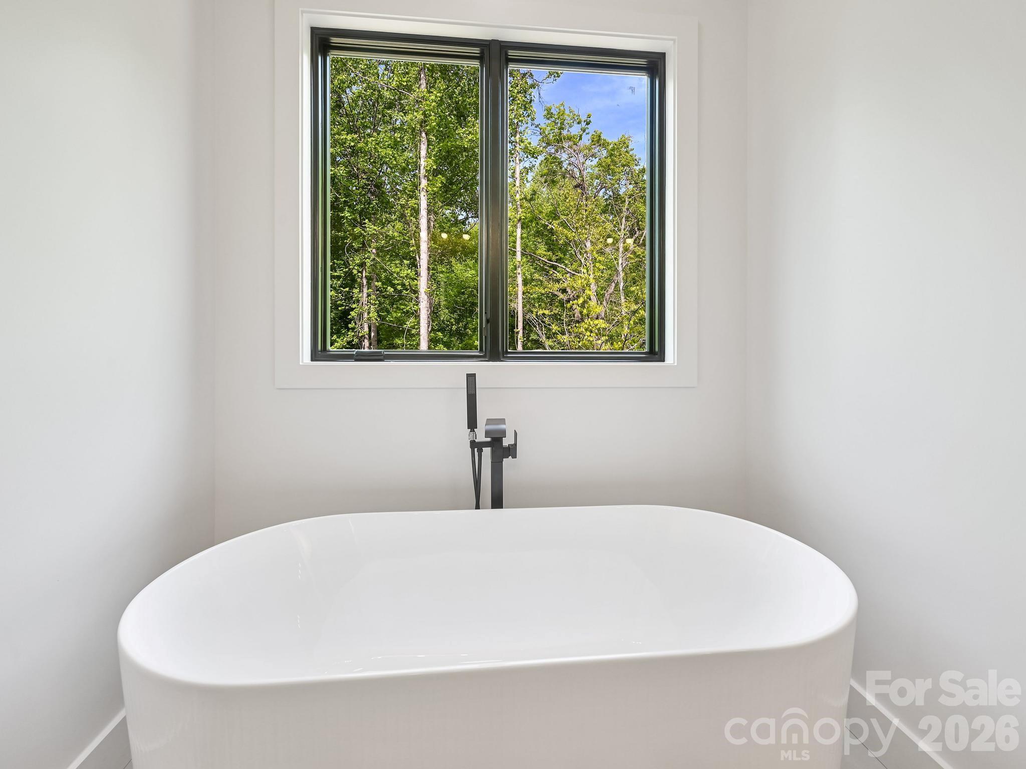 18 Erin Glen Court Fairview NC 28730