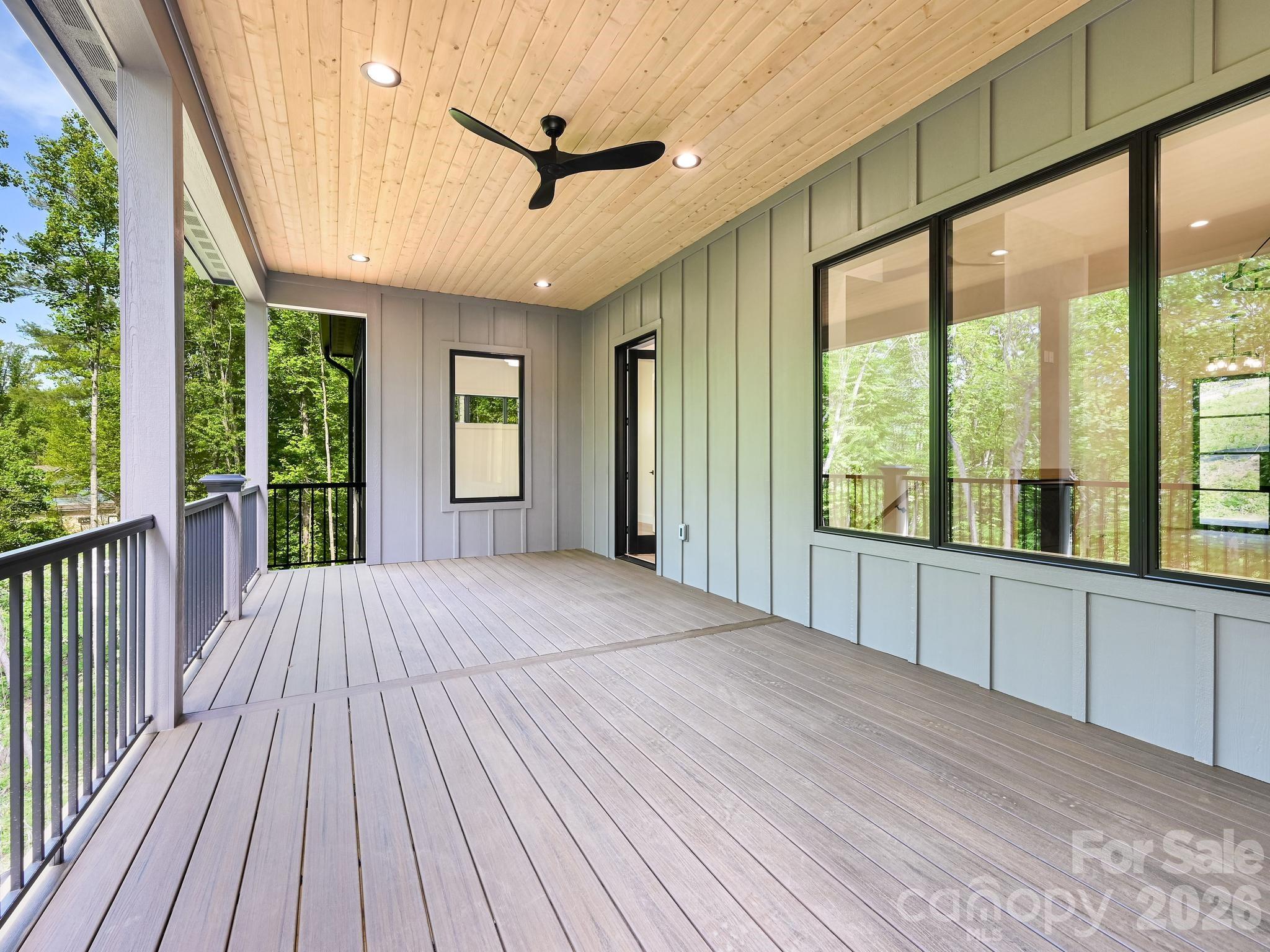 18 Erin Glen Court Fairview NC 28730